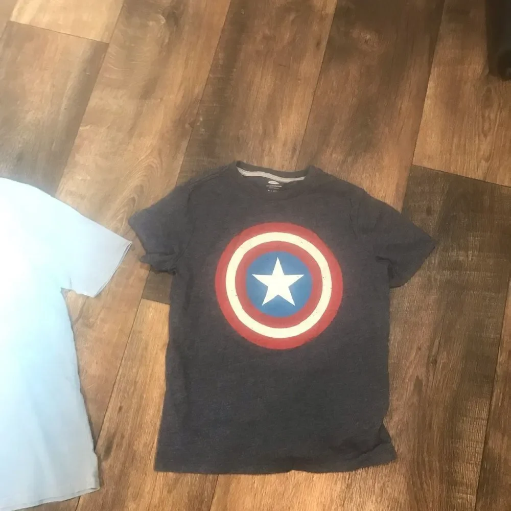 Captain America Old Navy Shirt Size Medium